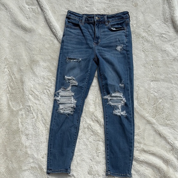 American Eagle Next Level Stretch Distressed Jeans – Size 4 Extra Short | - Picture 1 of 9